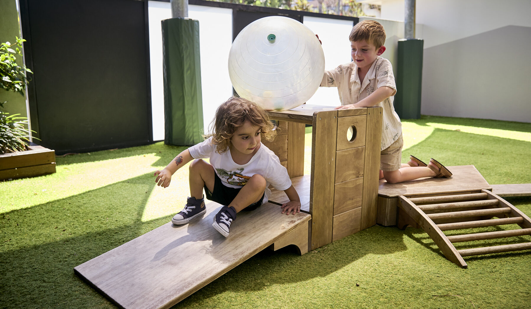 251219_ONLY_ABOUT_CHILDREN_OUTDOOR_PLAY_0823