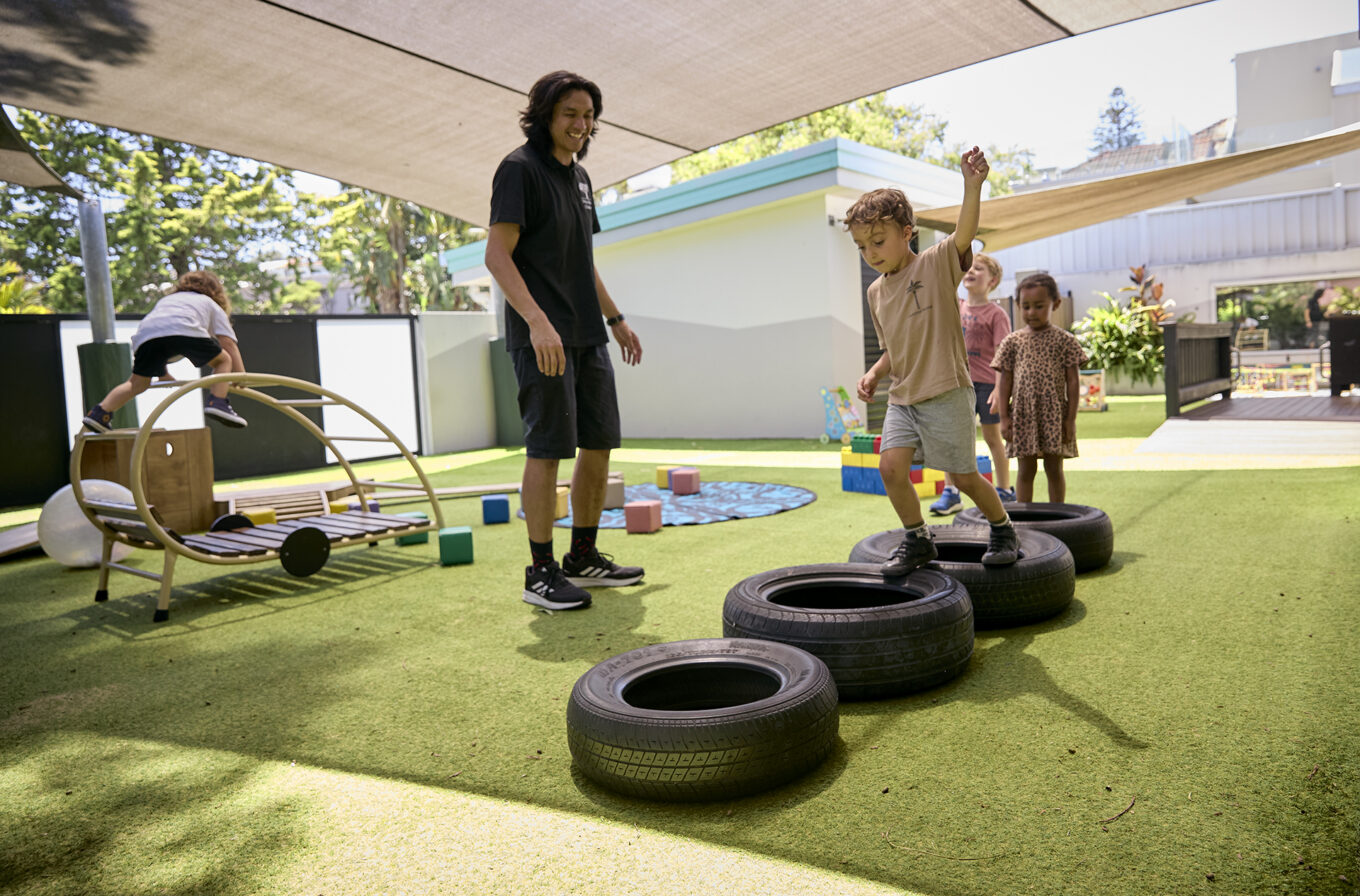 251219_ONLY_ABOUT_CHILDREN_OUTDOOR_PLAY_0915