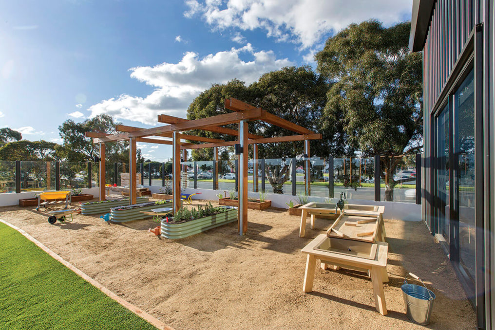 Edible garden and mud kitchen