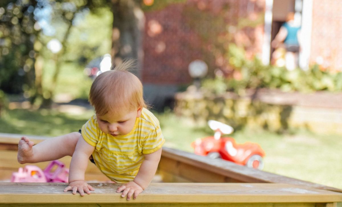 Child Developmental Milestones: A Checklist for Babies &#038; Toddlers
