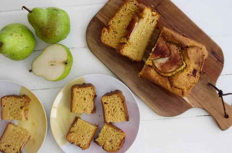 Pumpkin & Pear Loaf, pumpkin bread, pear bread, sliced loaf on board, pears, pumpkin, recipe for pumpkin bread, recipe for pear bread