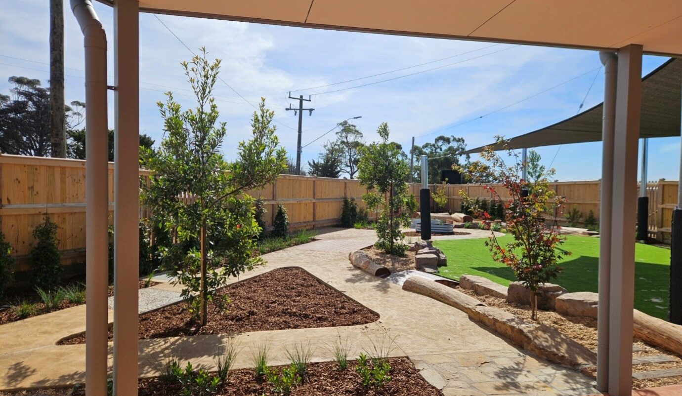Yard 3 April